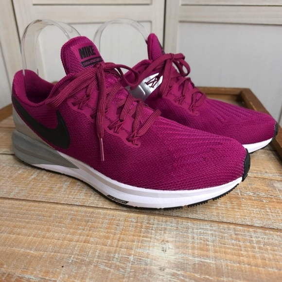 Nike Zoom Stucture 22. Woman’s size 7 1/2. Magenta - Picture 12 of 12
